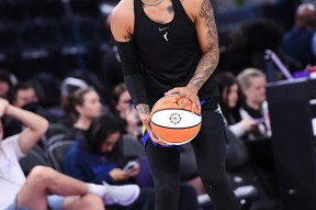 NBA季后赛赛程吃紧，巴塞罗那转会期刷新队史纪录，底气十足，资深球员宣示担当的简单介绍