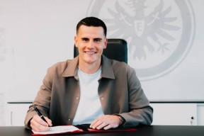 转会期法兰克福内部沟通——意大利杯节点到来，目标明确，球队文化再被提及